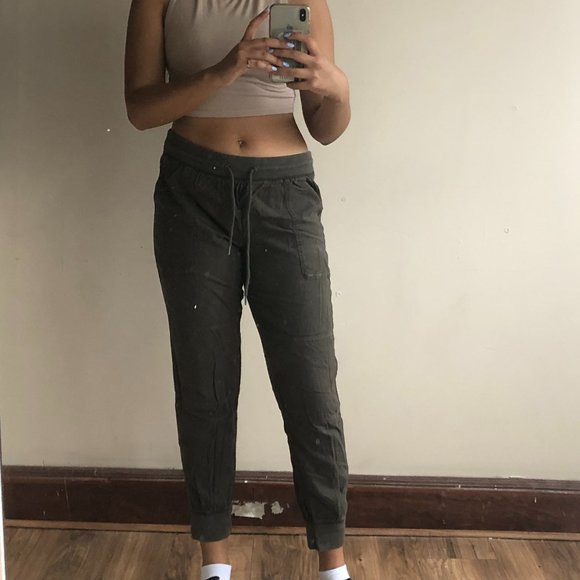 Aritzia Comminty Ion Pant - Picture 2 of 3